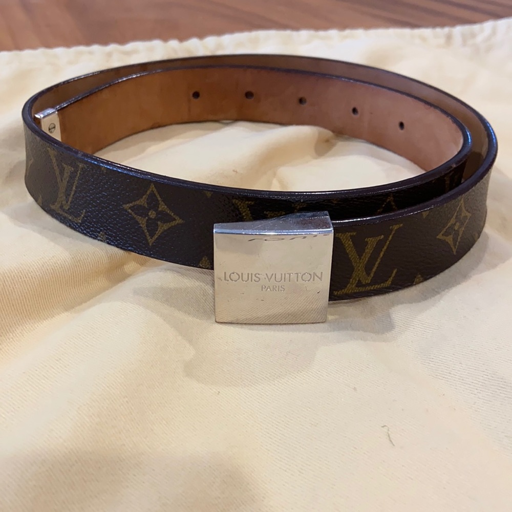 Slightly Used Men’s Louis Vuitton Belt